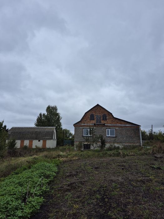 Продам будинов в селі Старому Острополі