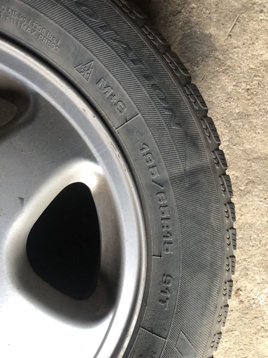 Sprzedam komplet felgi aluminiowe i opony 15