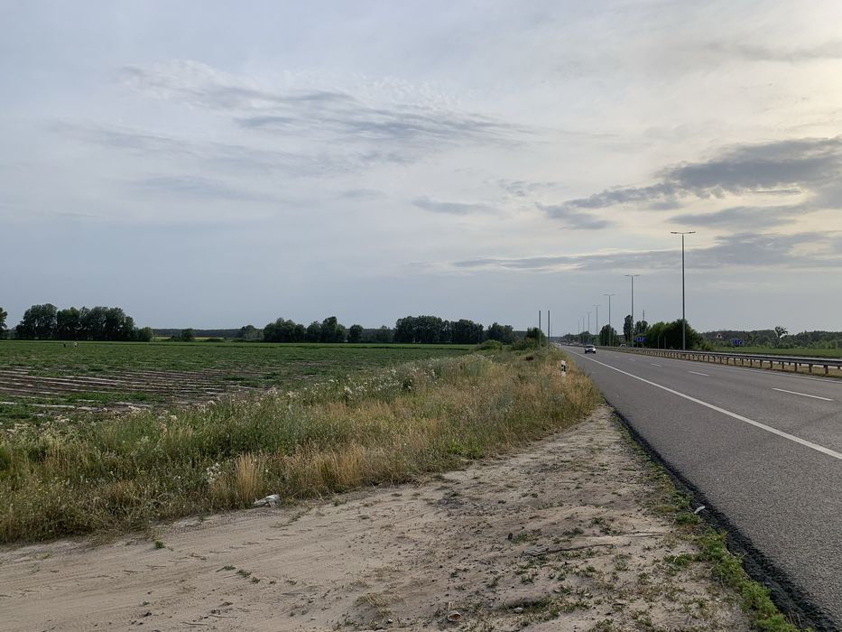 Верхоли земельна ділянка на трасі фасад