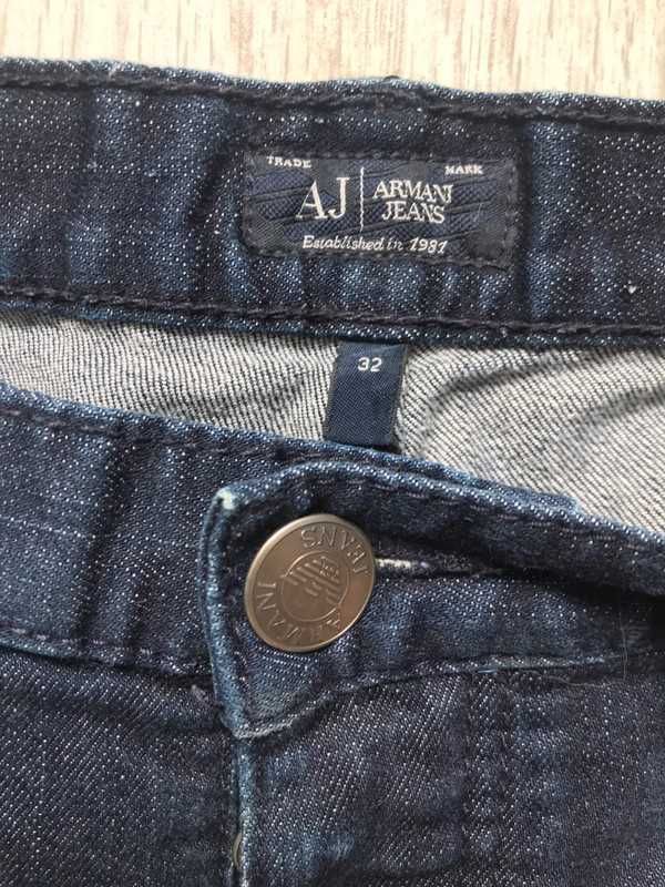 Georgio Emporio Armani jeans j21 regular fit W32 L32 vintage