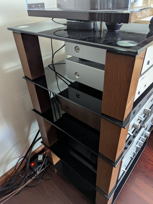 Móvel Hi-fi vidro