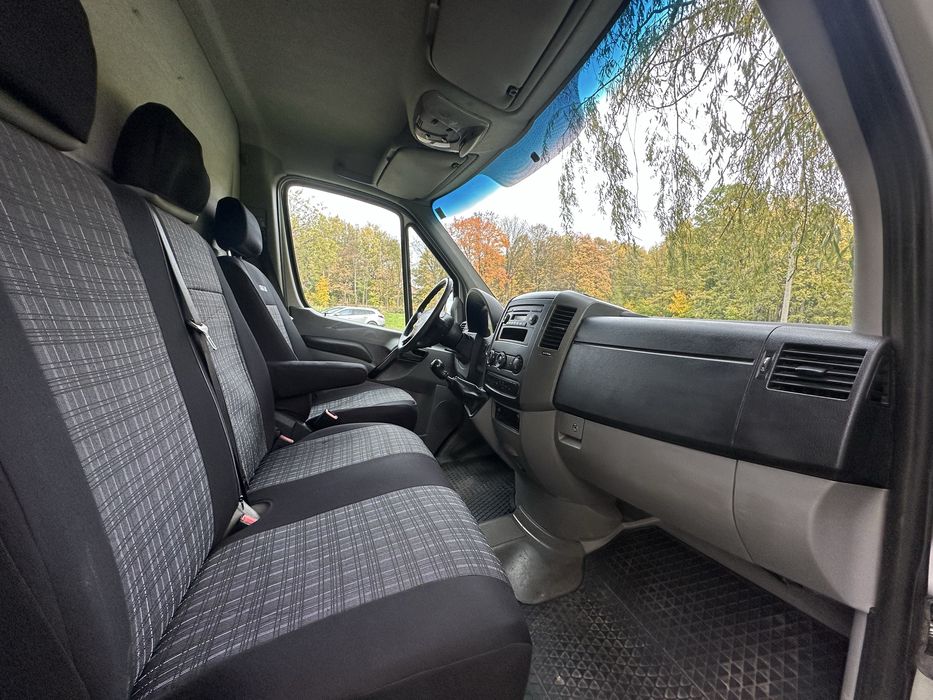 VW Crafter 2,0 TDI L2H2-stan idealny