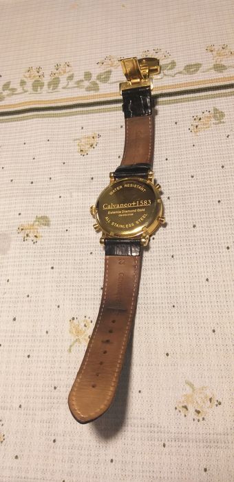 CALVANEO 1583  Часи Б/У . В хорошому стані , стильно і дорого )