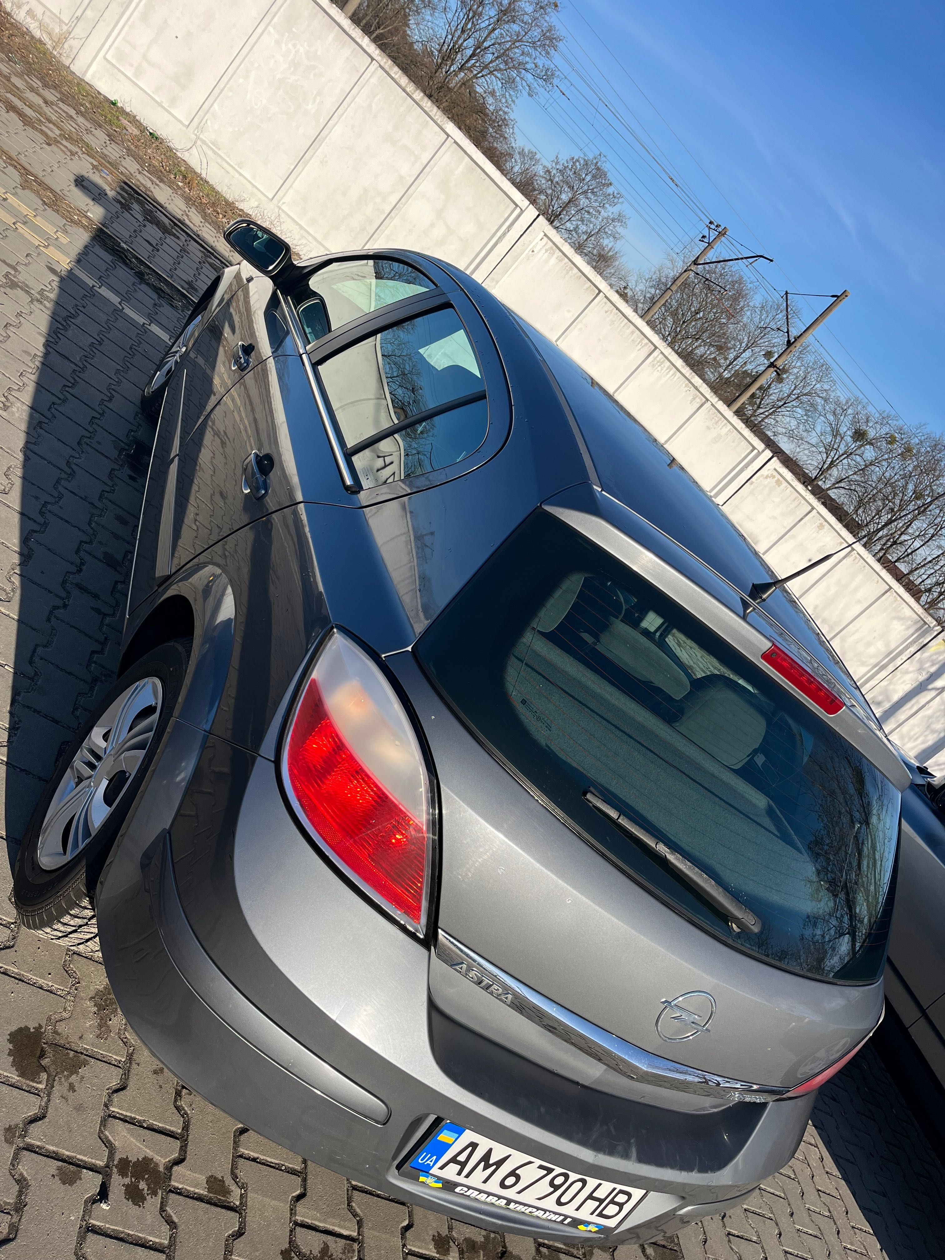 Продам Opel Astra H 2004р.