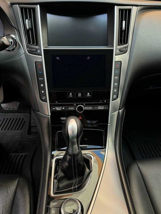 Infiniti Q50 2016 3.0