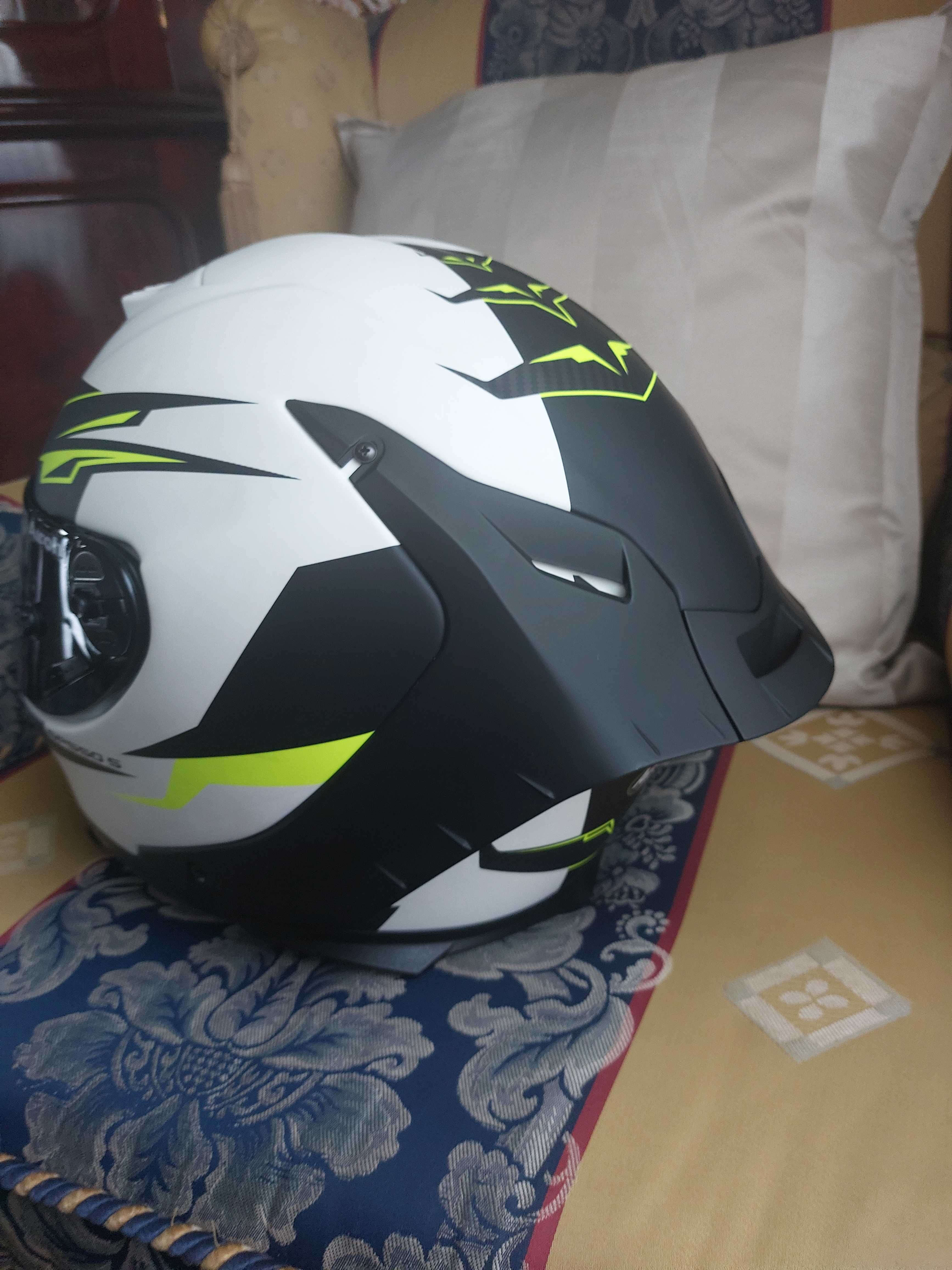 Capacete IROH GP 550 S