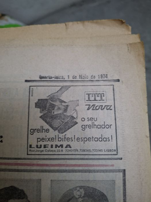 Jornais 1974 25 de abril e 1 de maio