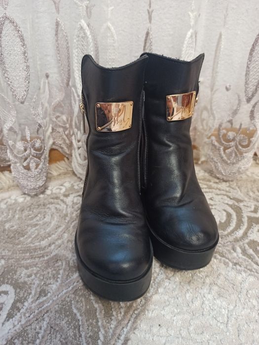 Черевики зимові жіночі