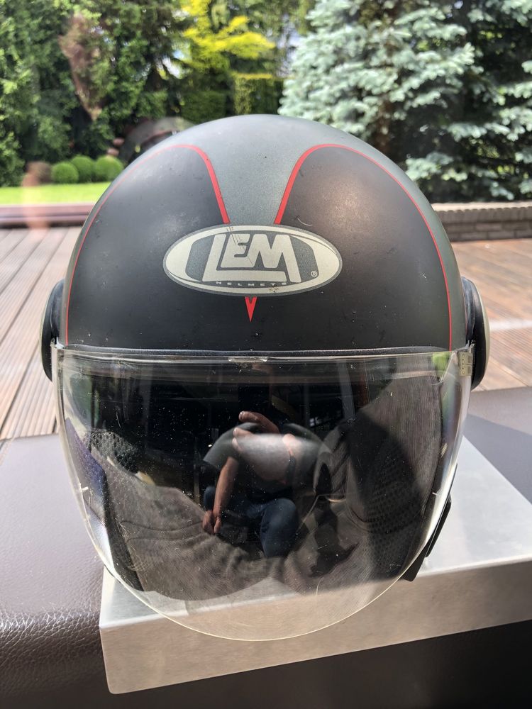 Kask LEM PROGENY z otwierana przyłbica