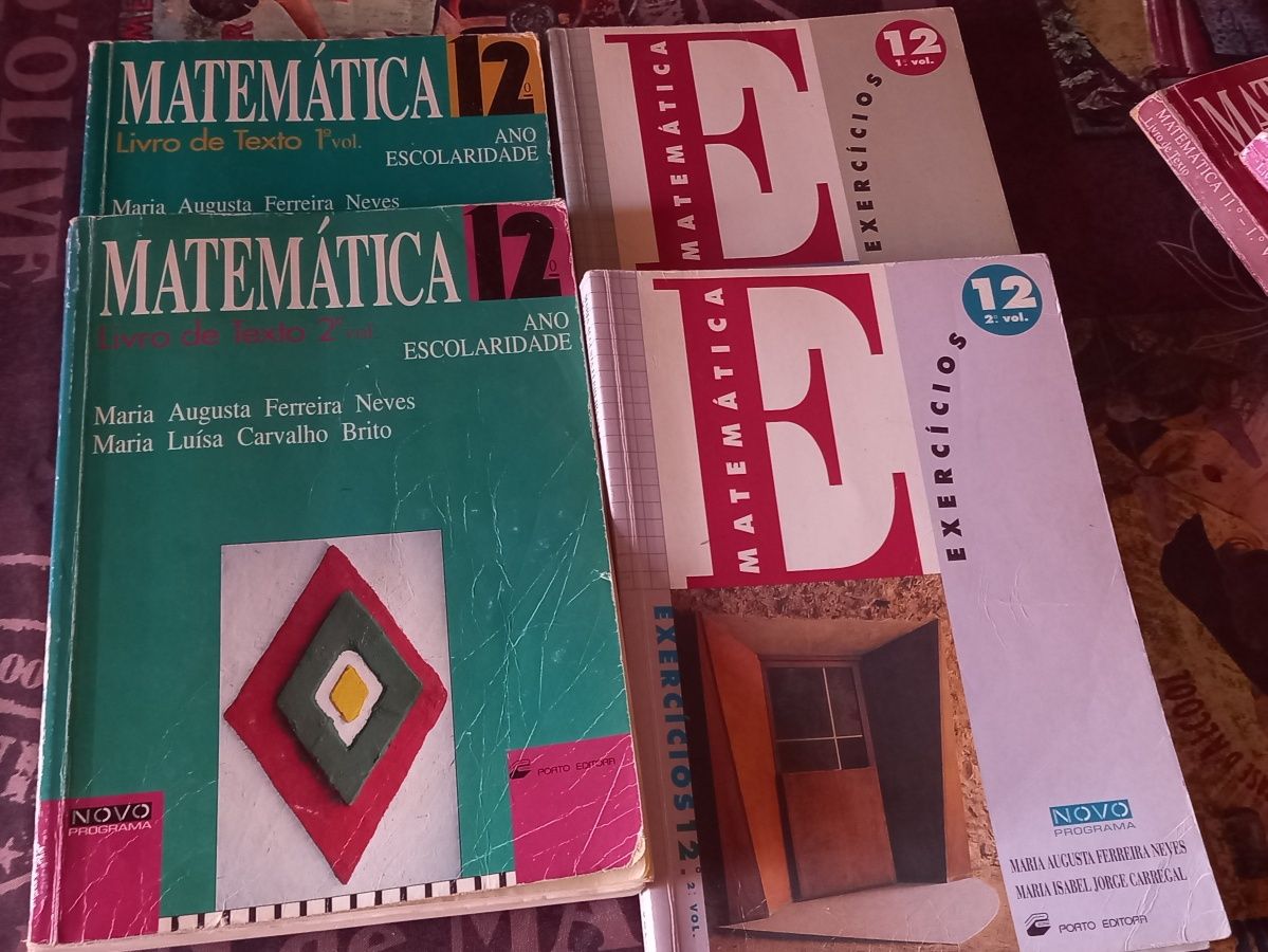 "Matemática 12° ano (4 vol.)"