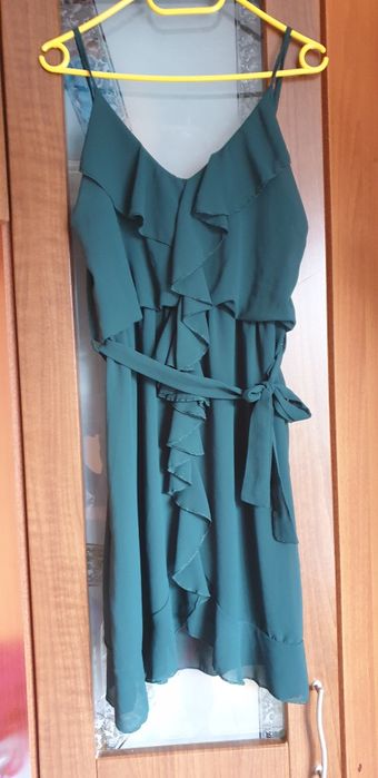 Sukienka z falbankami