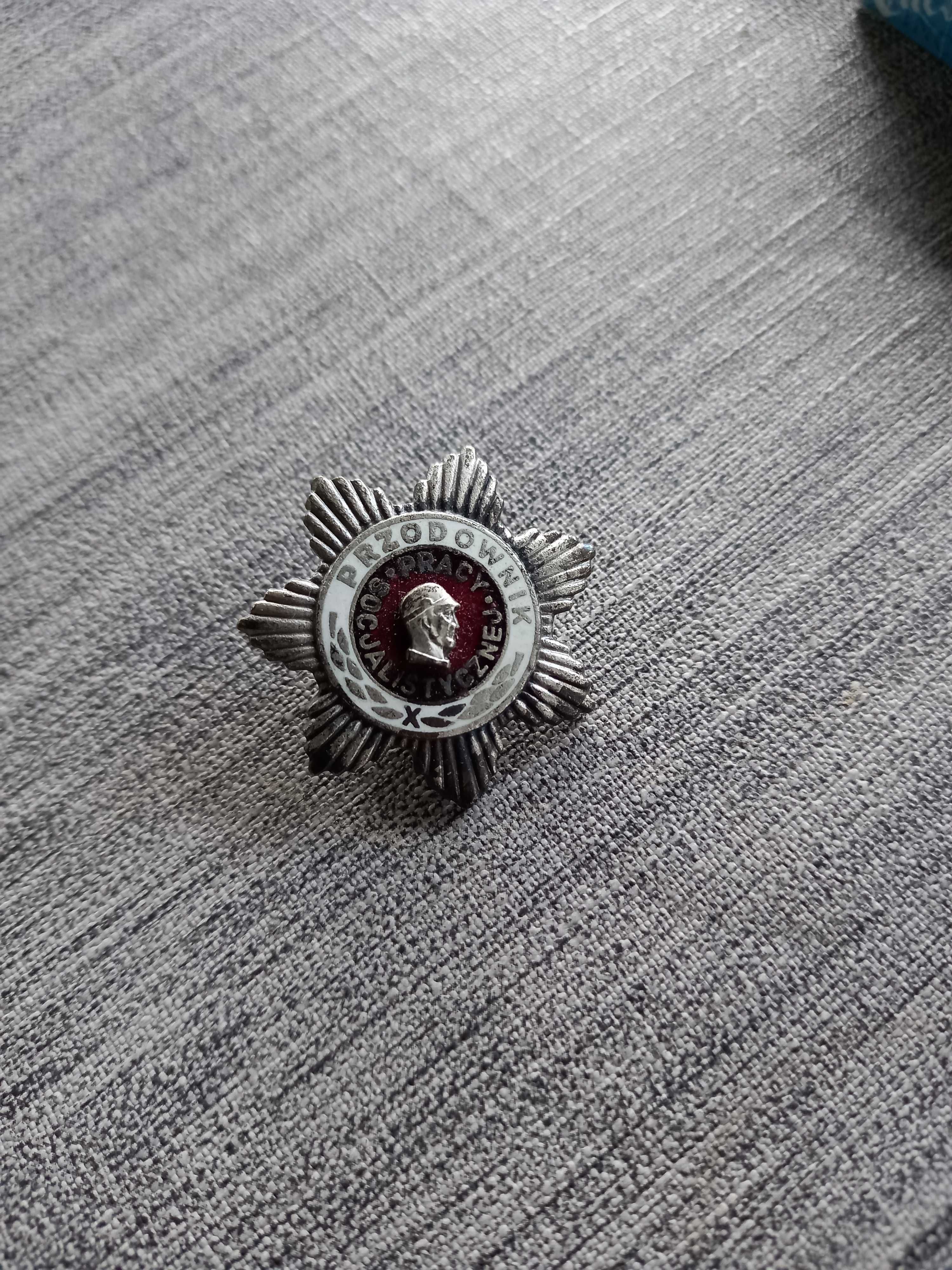 Odznaka Przodownik Pracy Socjalistycznej srebrna
