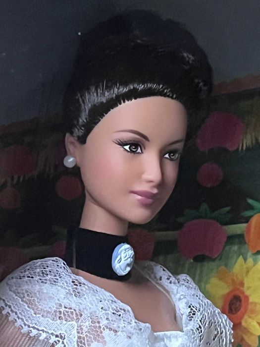 Barbie Filipinka w sukni Maria Clara  Kolekcja "Lalki Świata"  Piękna!