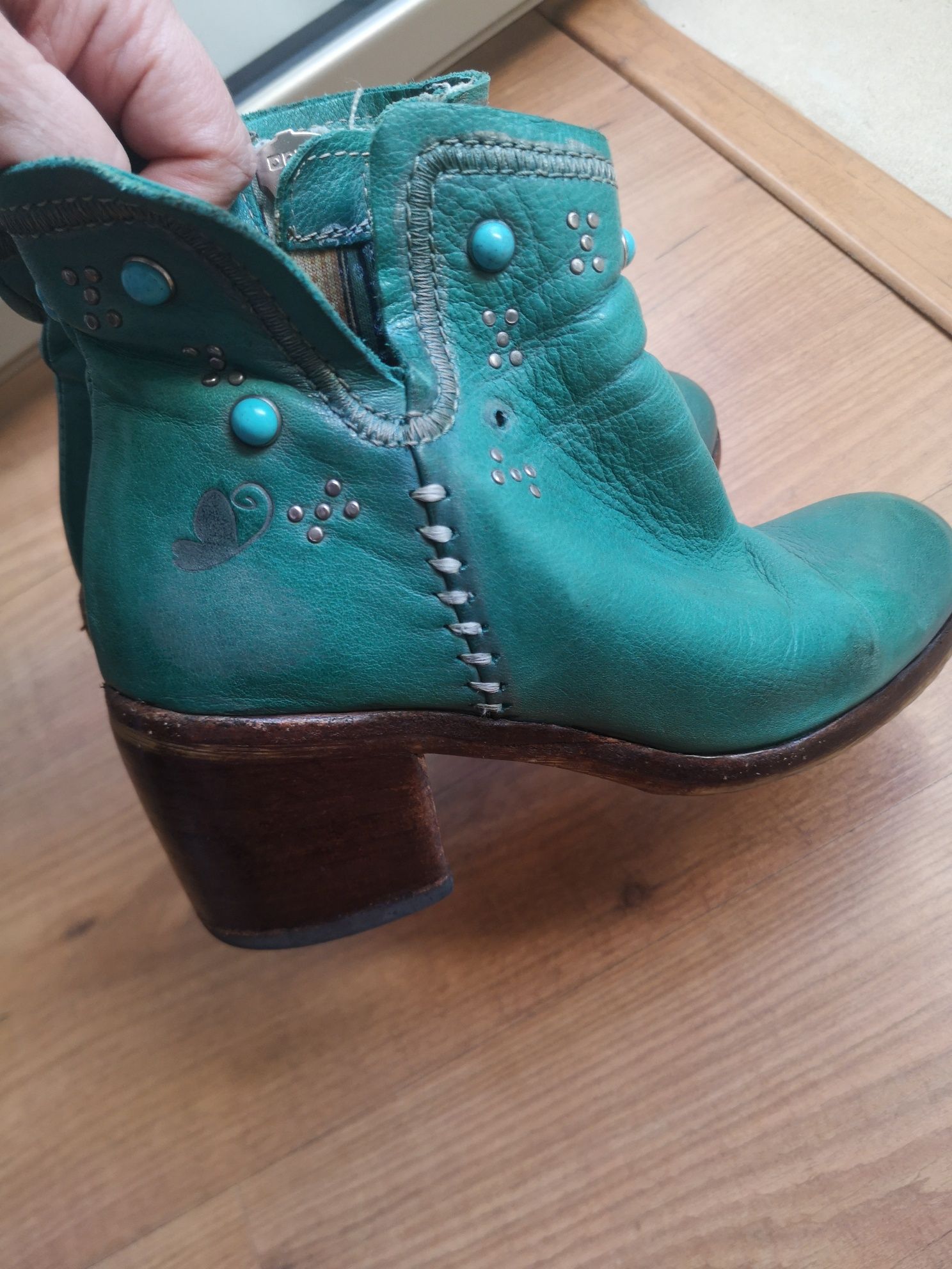 Botas Felmini originais cor menta