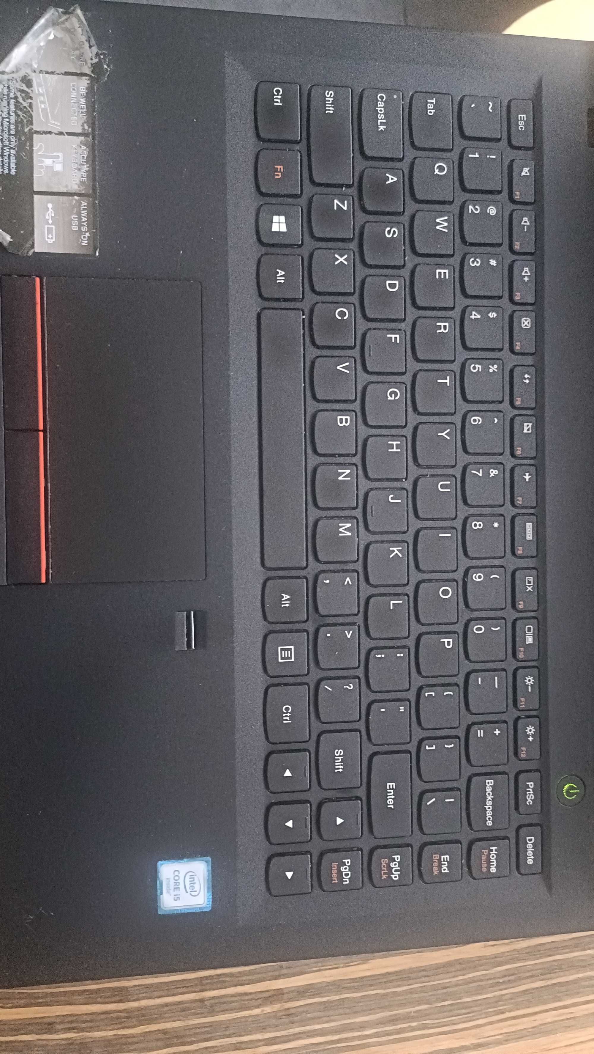 Lenovo ultrabooki E31-80 i5/8GB/500