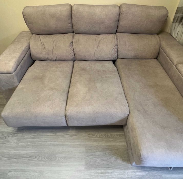 Sofá retrátil de canto 3 lugares com Chaise e Baú de armazenamento