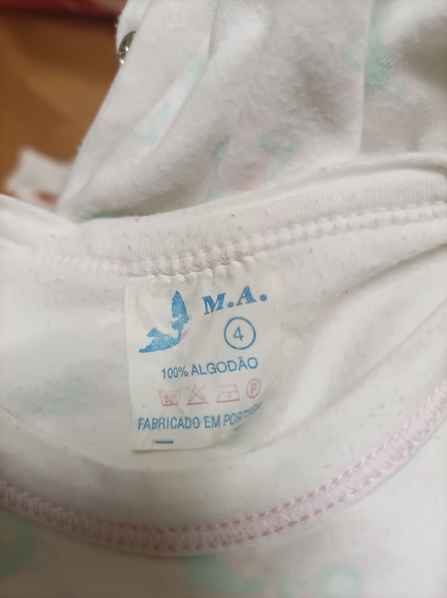 Roupa para bebê  4 meses da MAda Tex*