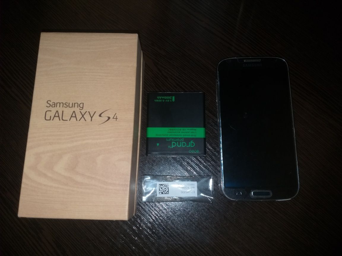 Продам смартфон Samsung Galaxy s4