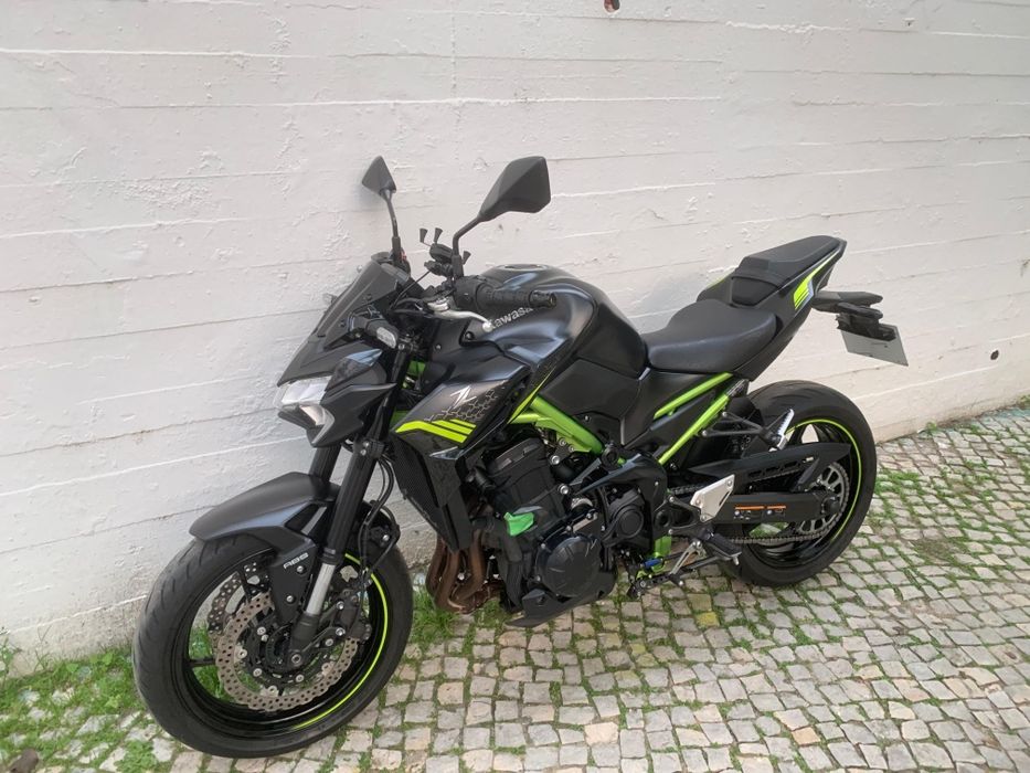 Kawasaki Z900 21