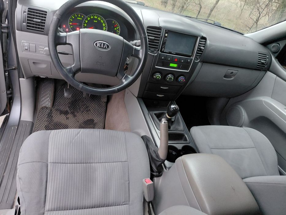 Киа Соренто 2.5тд мех 08г