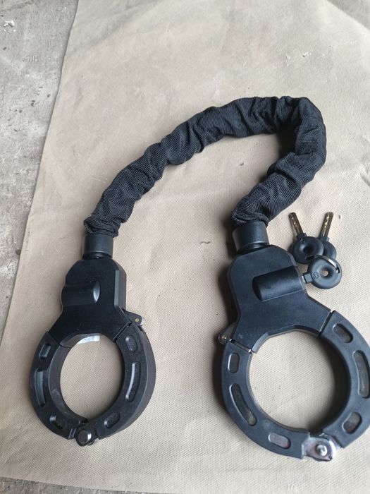 Zapięcie kajdankowe hulajnoga rower 90 cm