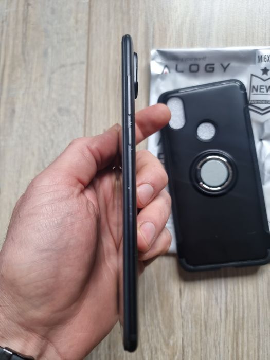 Xiaomi Mi A2 4gb ram 64gb pamięć + etui