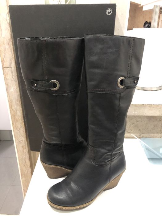Botas pele preta 38