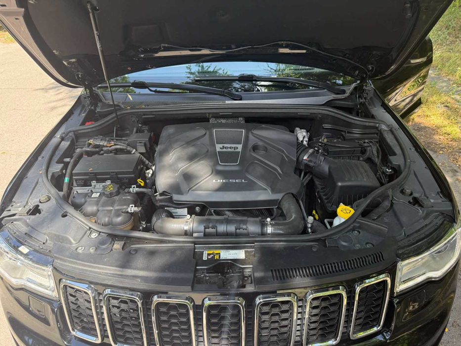 подам Jeep Grand Cherokee Summit 2019