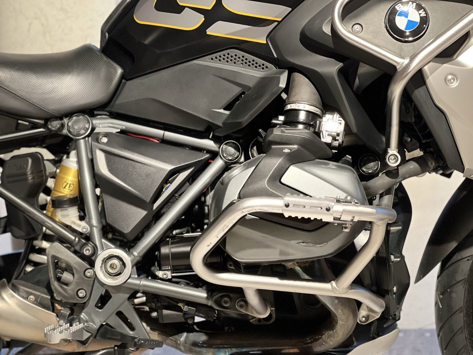 BMW gs 1250 faktura VAT
