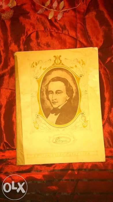 Zabytkowe nuty i sonaty Chopin i Bethoven