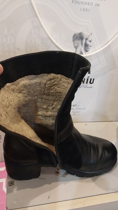 Продам женские  зимние кожаные сапоги Modern design