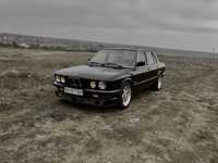 .Bmw e28 m50b20.