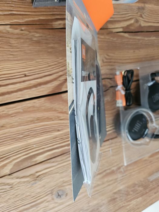 JBL słuchawki bezprzewodowe nauszne TUNE 600 BT NC