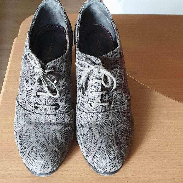 Шкіряні італійські жіночі черевики, 35 розмір, темно бежеві