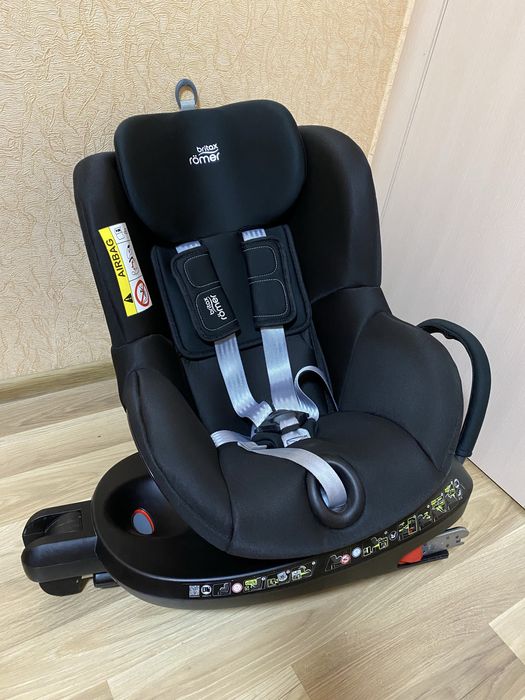 Автокресло поворотное BRITAX-ROMER DUALFIX 2 R с рождения до 4 лет