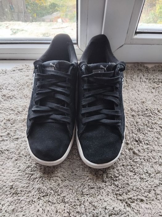 Жіночі замшеві кросівки  PUMA