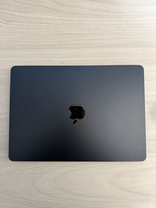 MacBook Air 13 M2 8+256
