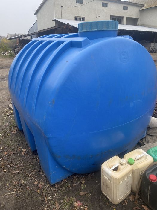 Продам бочку 5 тонн под воду