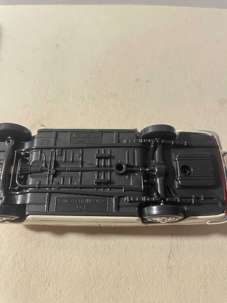 Miniatura Simca Chambord 1958 da Solido