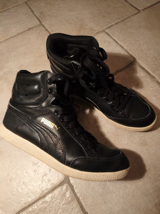 Buty sportowe Puma rozmiar 38 wkładka 26 cm