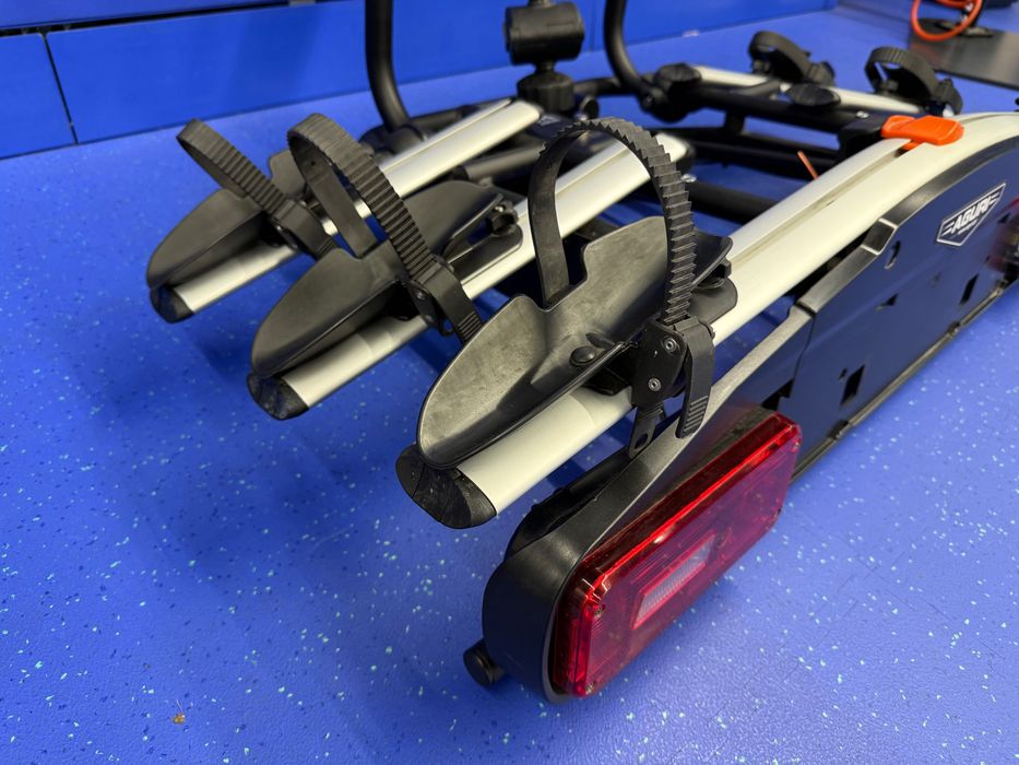 Bagażnik rowerowy na hak Aguri Active Bike 3 rowery THULE