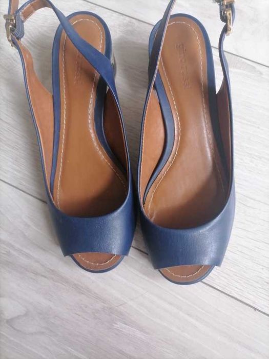 buty gino rossi rozm. 36