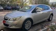 Astra j 2011