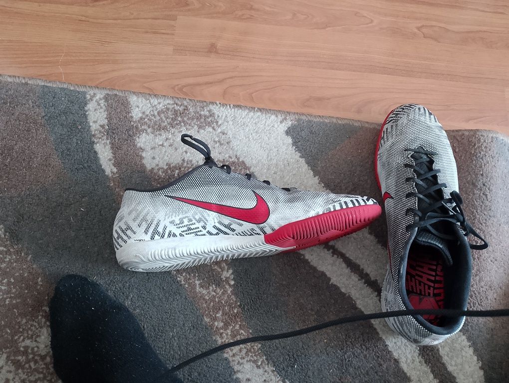 Buty Nike Halówki