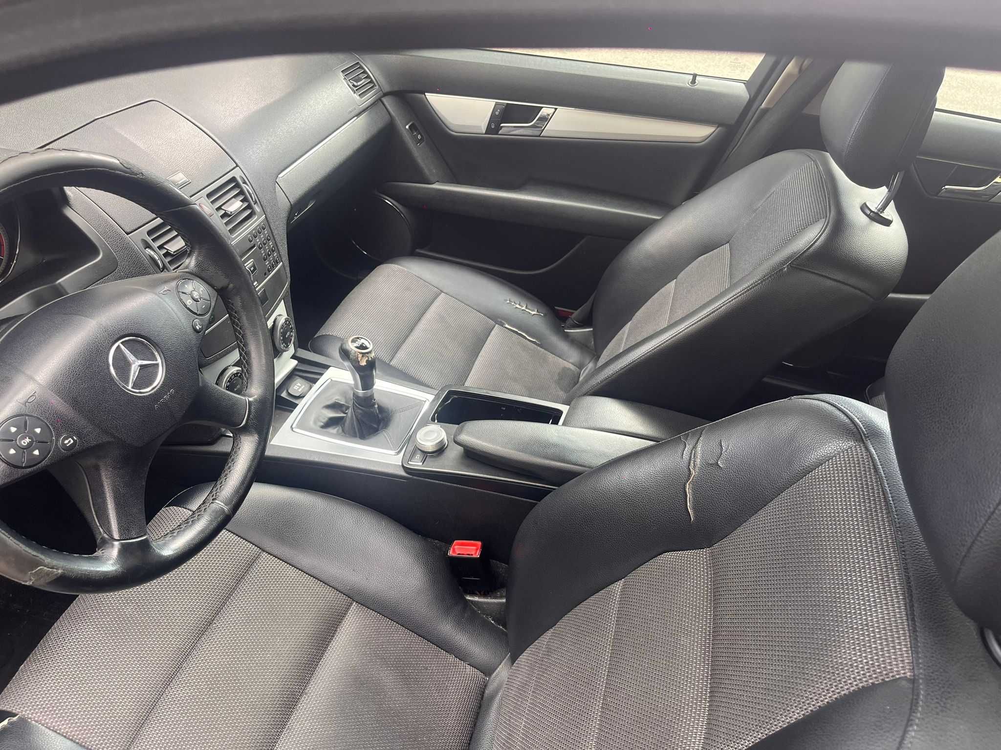 mercedes w220 em bom estado.