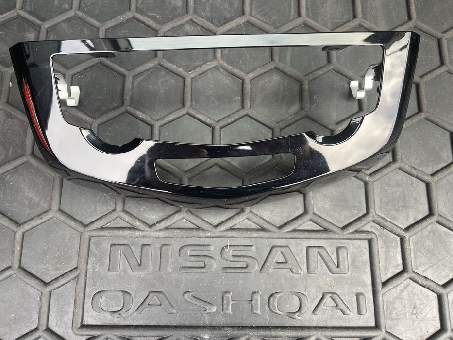 Магнітола на Nissan Qashqai J11 (2017) оригінал з bluetooth