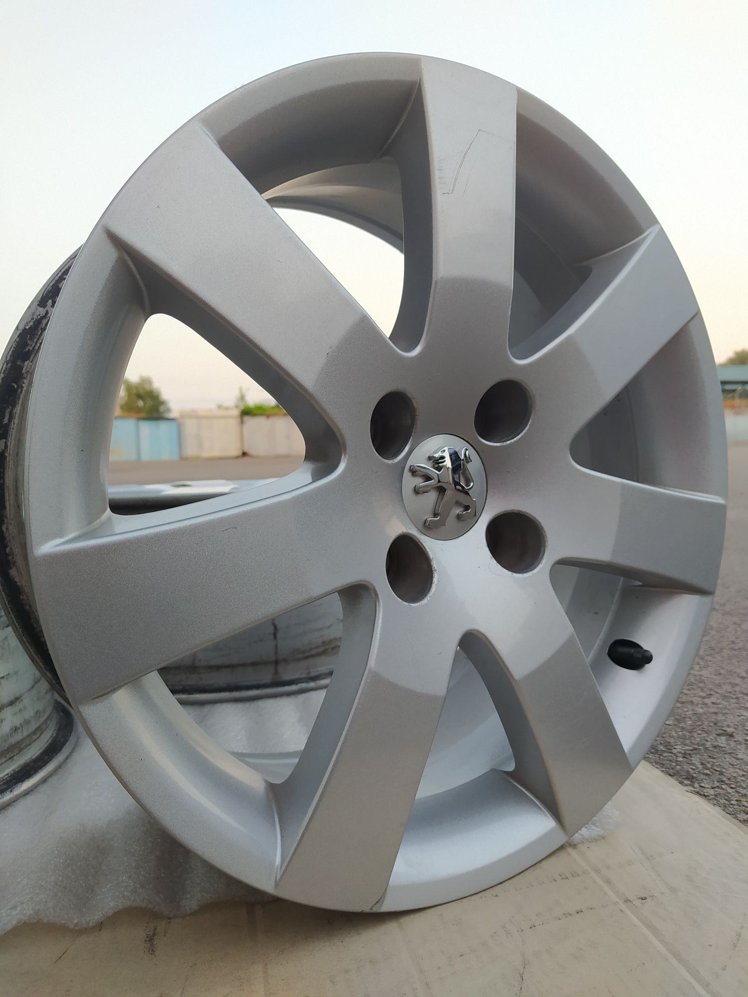 Диски Peugeot 308 408 3008 5008 Citroen 16(4*108)