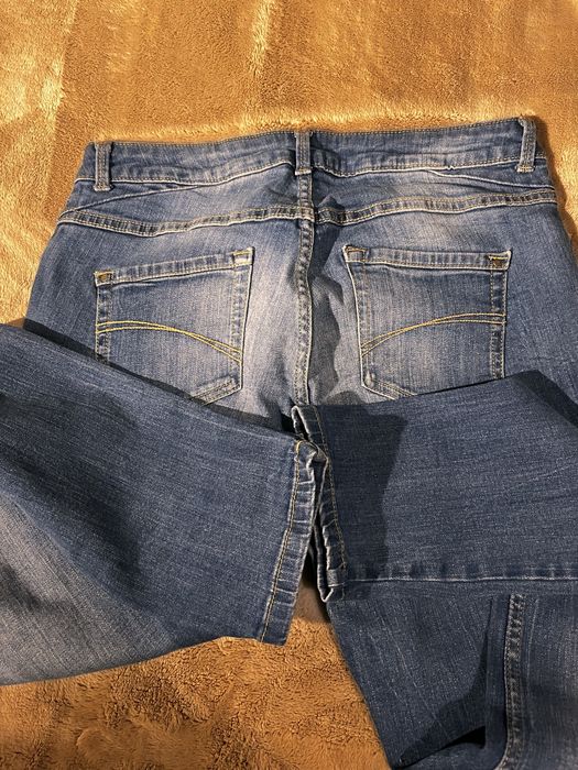 Calças C&A Skinny com elastano