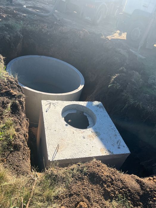 Послуги Ассенизатор,iлосос ,технiчна вода