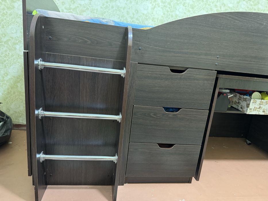 Ліжко дитяче. Ліжко-чердак з матрацом